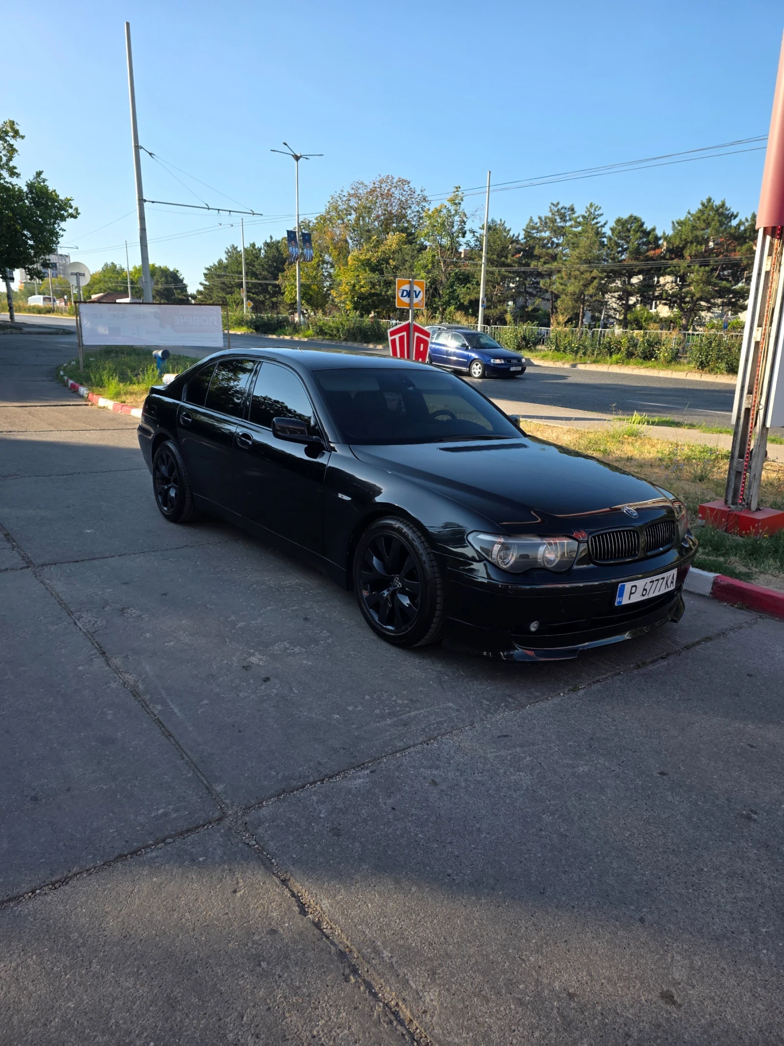 BMW 730