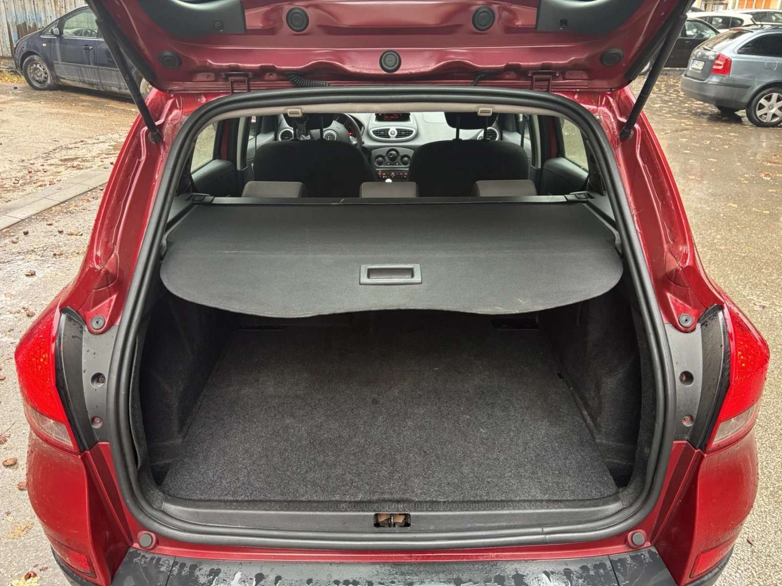 Renault Clio, снимка 7 - Автомобили и джипове - 56486039