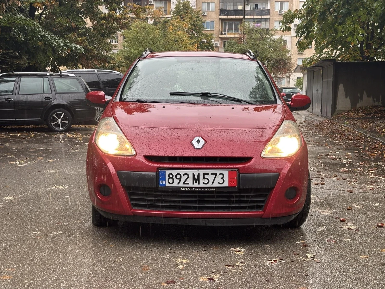 Renault Clio, снимка 2 - Автомобили и джипове - 56486039