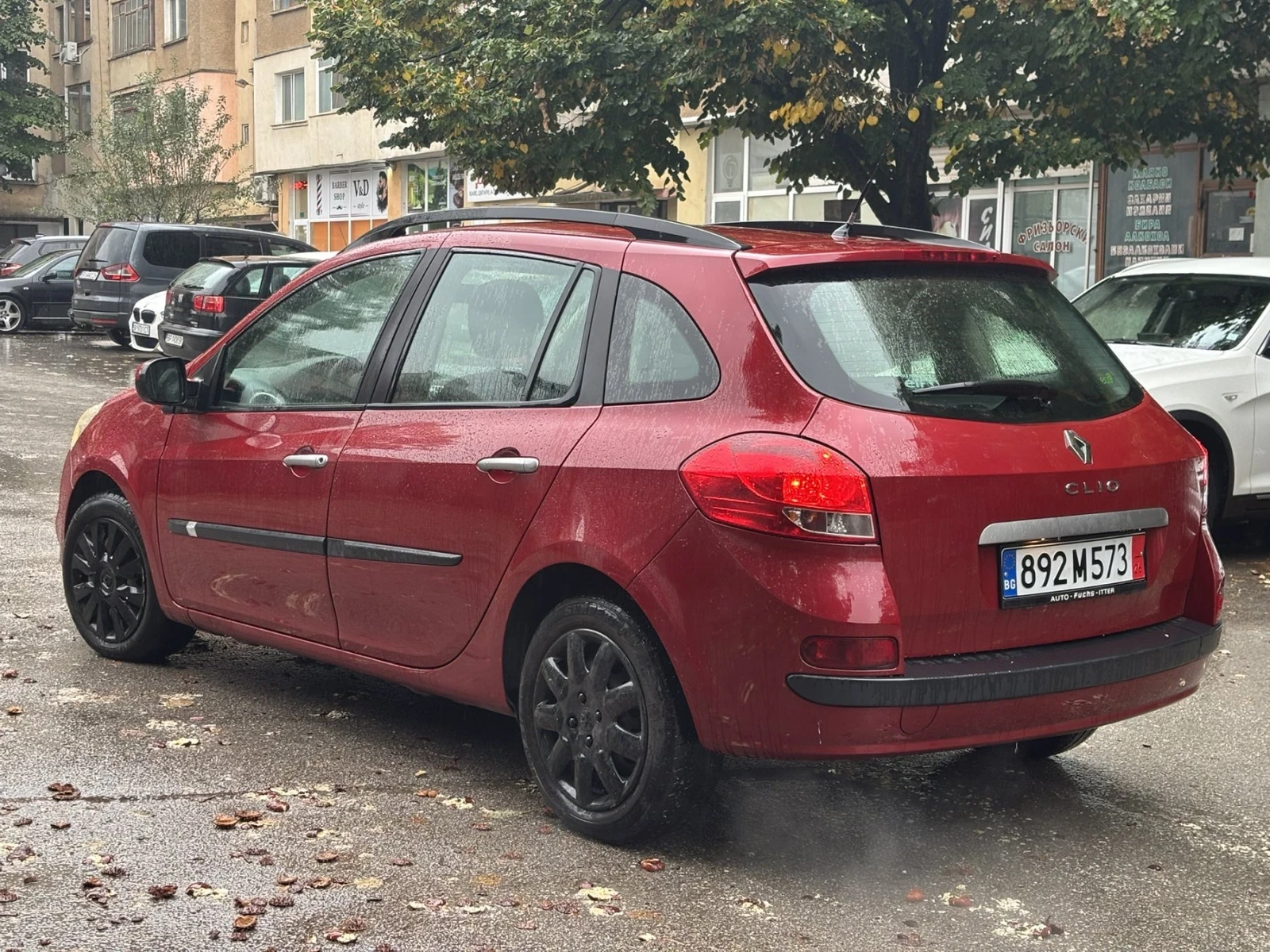 Renault Clio, снимка 5 - Автомобили и джипове - 56486039