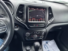 Jeep Cherokee * Altitude * CARFAX * БЕЗ ПЪРВОНАЧАЛНА ВНОСКА - 16400 € / 32075.61 лв. - 26539405 9