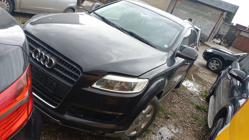 Audi Q7 4.2, снимка 5 - Автомобили и джипове - 45557138