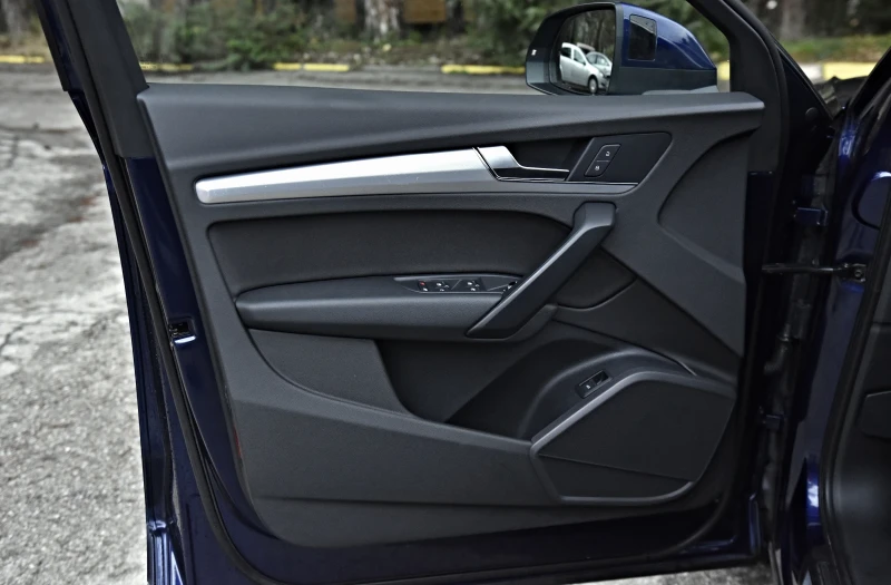 Audi Q5 40TDI QUATTRO/360* /HUD/PANO/LED/DSTR+ , снимка 8 - Автомобили и джипове - 52367021