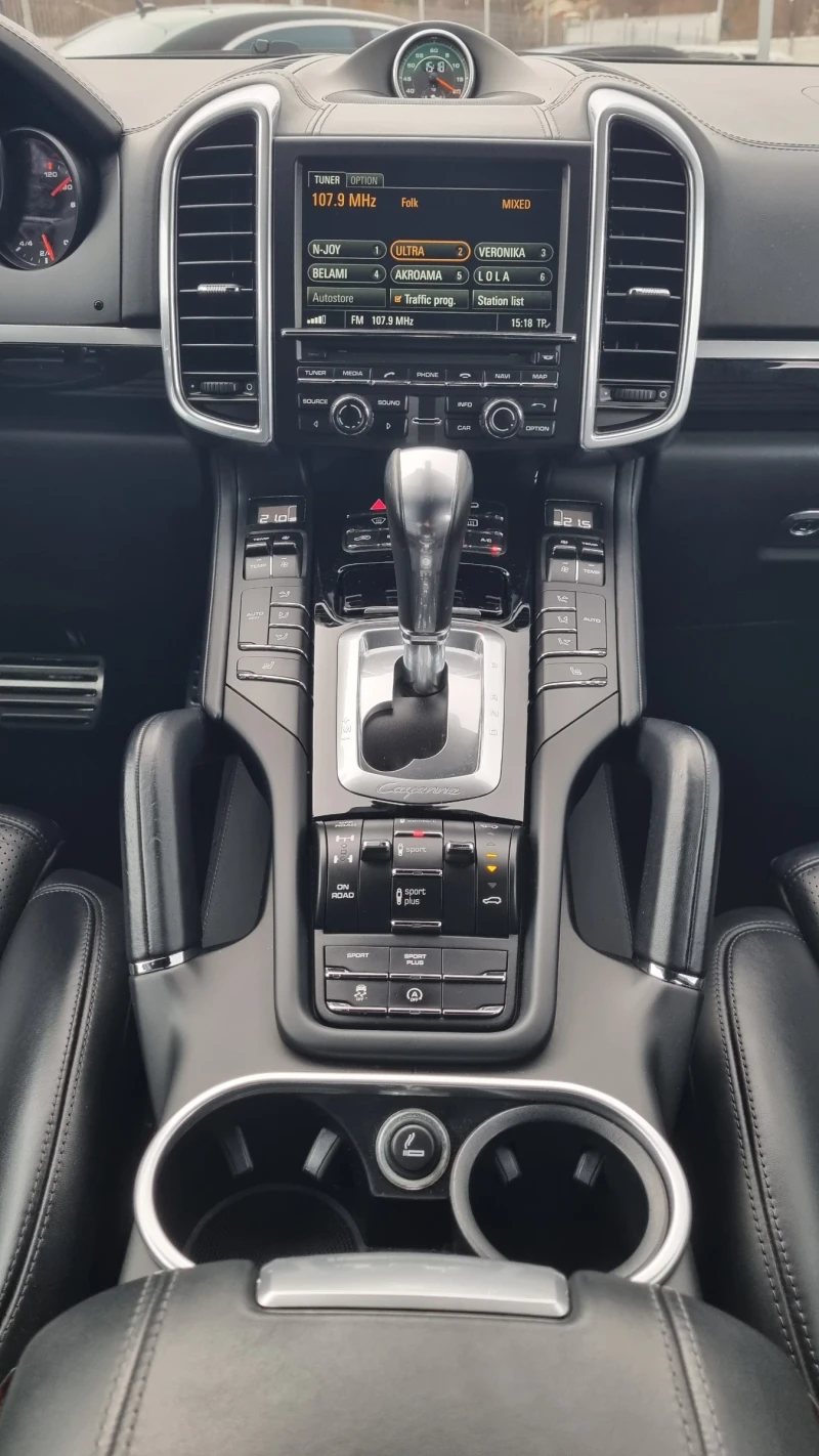 Porsche Cayenne S GTS pack, снимка 11 - Автомобили и джипове - 52613607