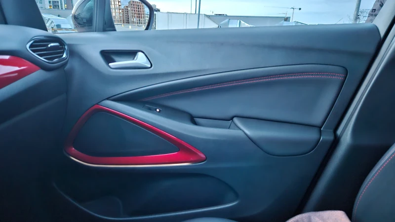 Opel Crossland X 1.5 diesel, GS line, automat, снимка 13 - Автомобили и джипове - 52631734