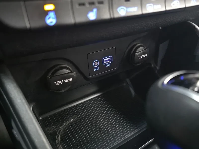Hyundai Tucson 2.0 - САМО 30% АВАНС, снимка 16 - Автомобили и джипове - 56065842