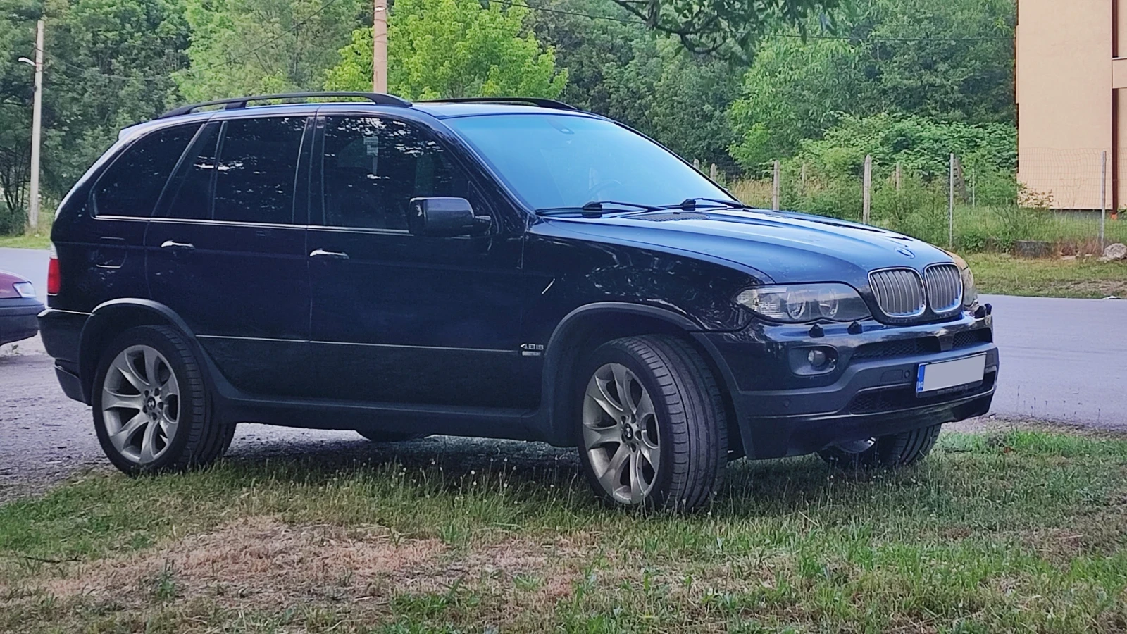 BMW X5 4.8IS - изображение 2