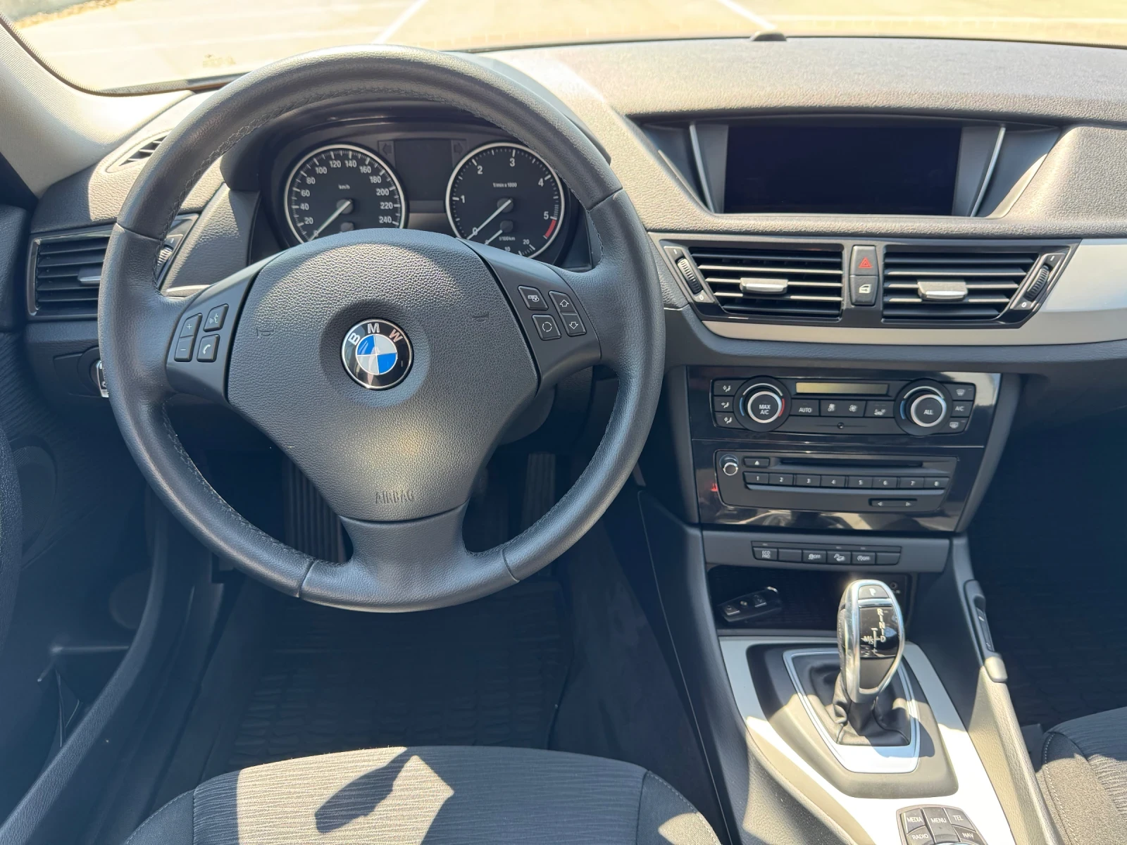 BMW X1 xDrive20d M SPORT - FACELIFT - 8 скорости - изображение 10