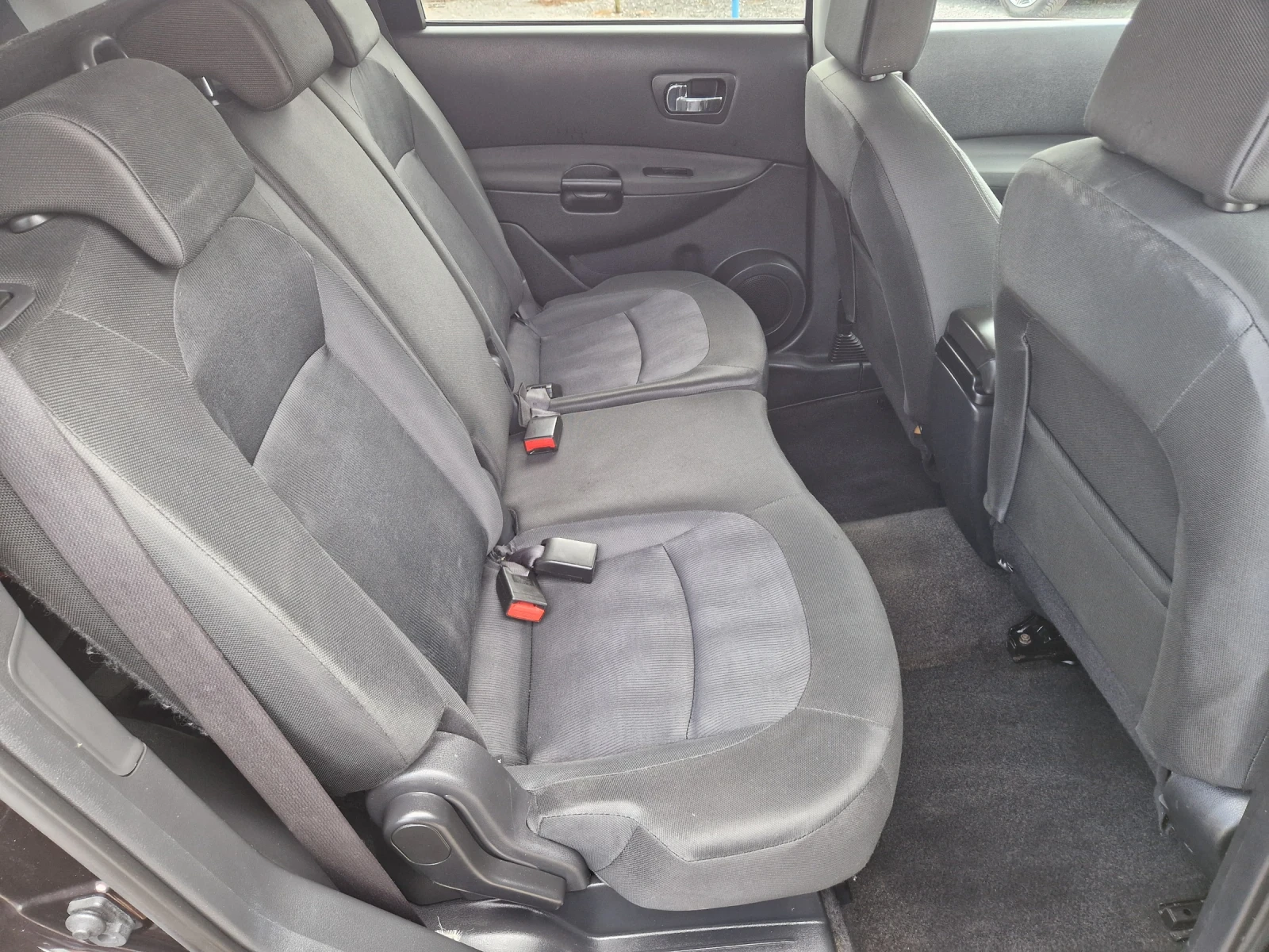 Nissan Qashqai + 2 2.0I 4x4 Фейслифт - изображение 9
