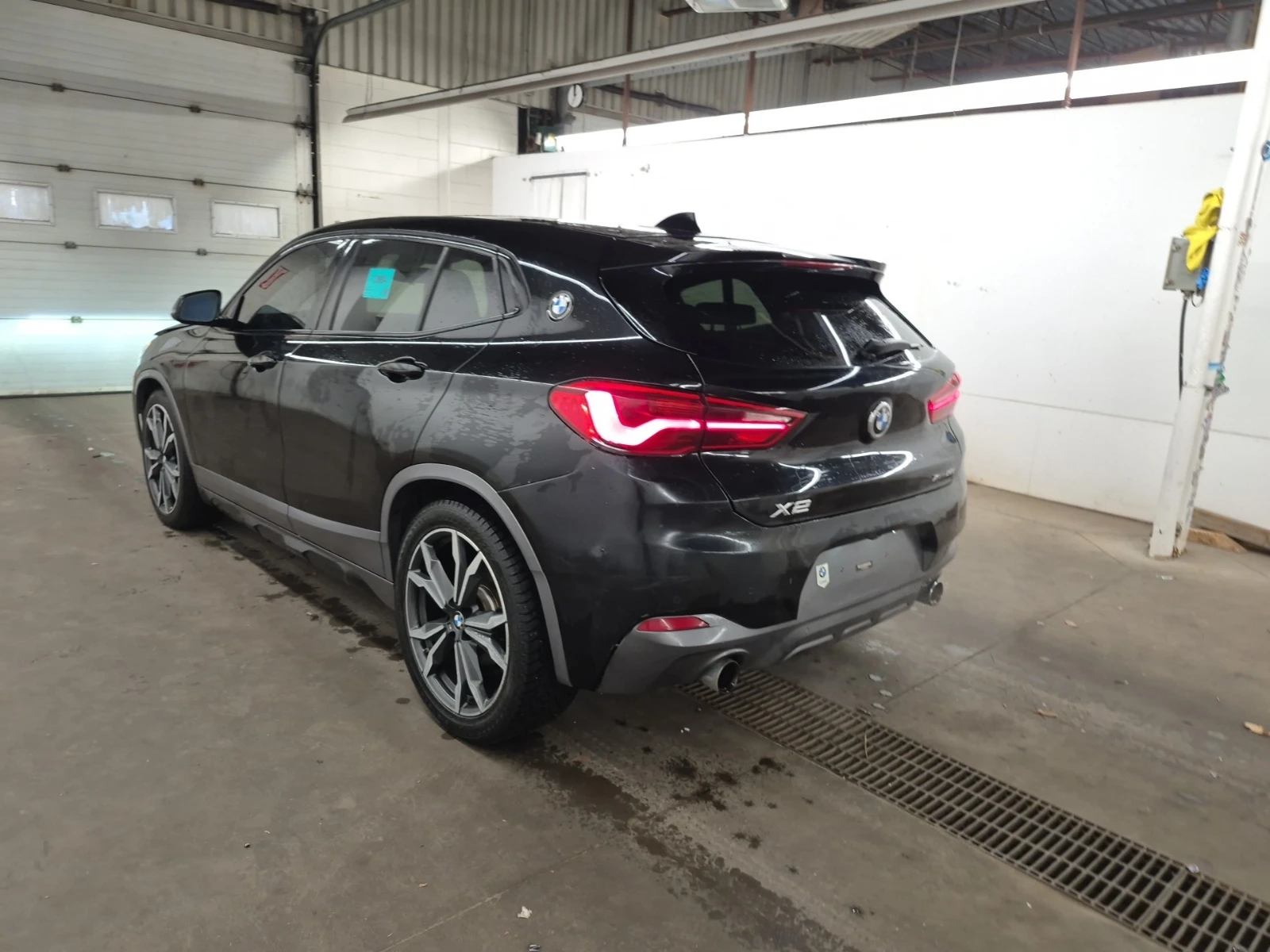BMW X2 * XDRIVE28I* M PACK* RECARO* MEMORY* PANO | Mobile.bg   5