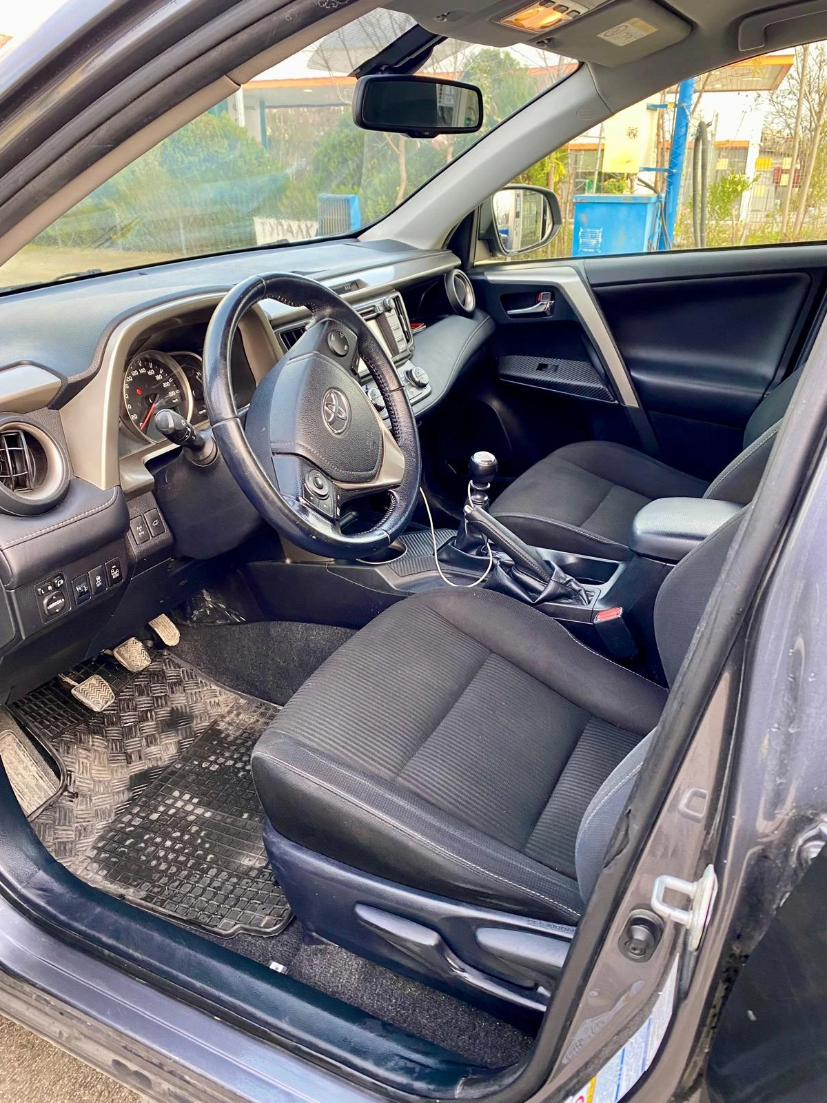 Toyota Rav4  - изображение 5