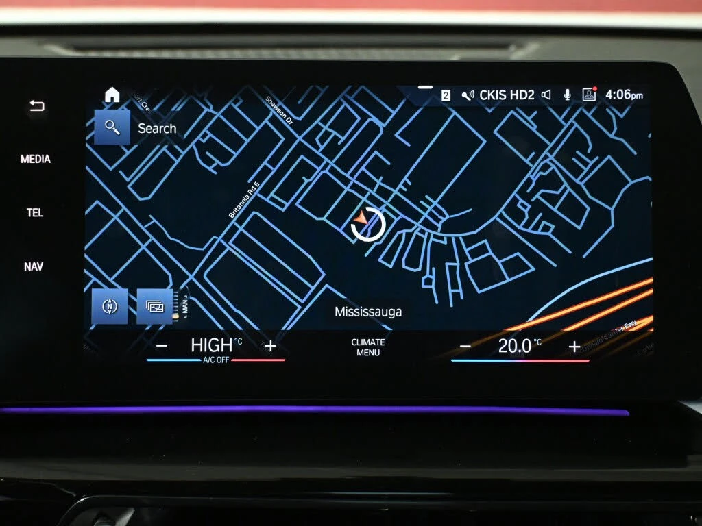 BMW X1 xDrive* АвтоКредит* (ЦЕНА ДО БГ), снимка 14 - Автомобили и джипове - 53989046