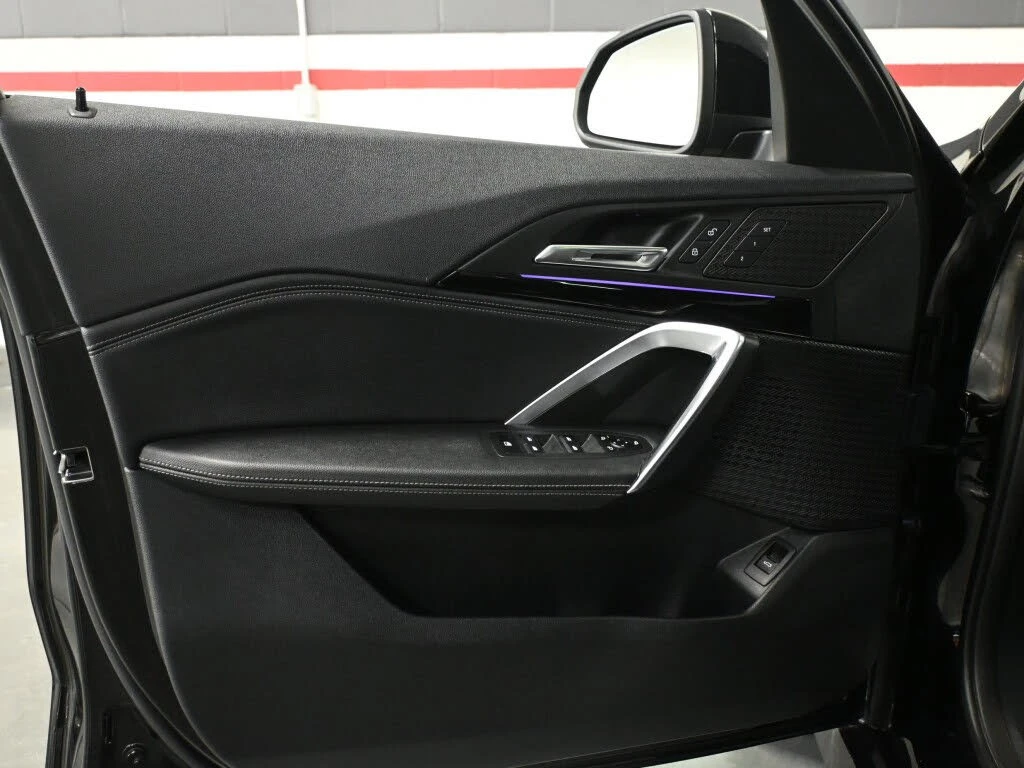 BMW X1 xDrive* АвтоКредит* (ЦЕНА ДО БГ), снимка 11 - Автомобили и джипове - 53989046