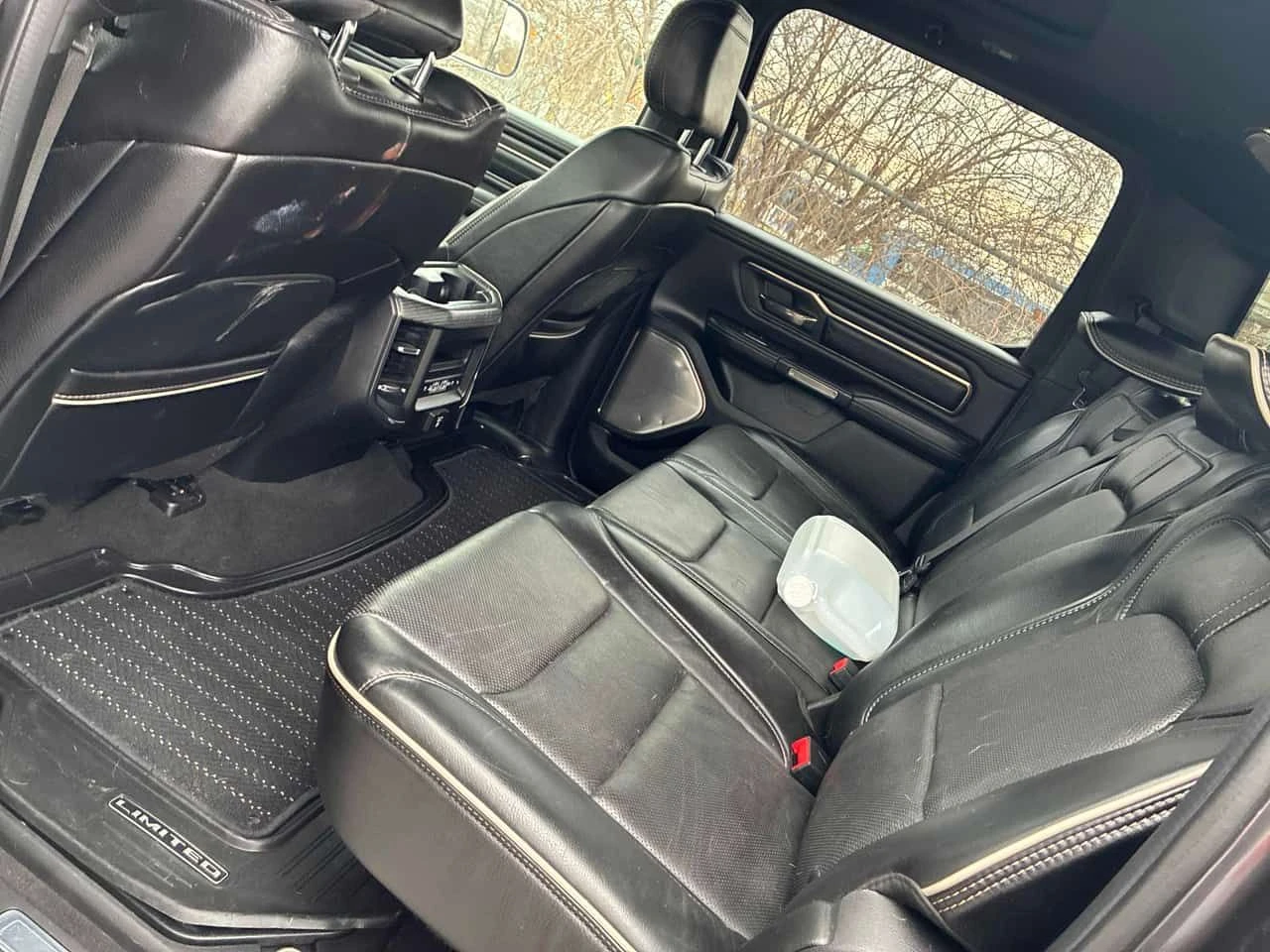 Dodge RAM 1500 Limited/HARMAN KARDON/ОБДУХВАНЕ/ВЪЗДУХ/КЛИПОВЕ , снимка 12 - Автомобили и джипове - 54051377