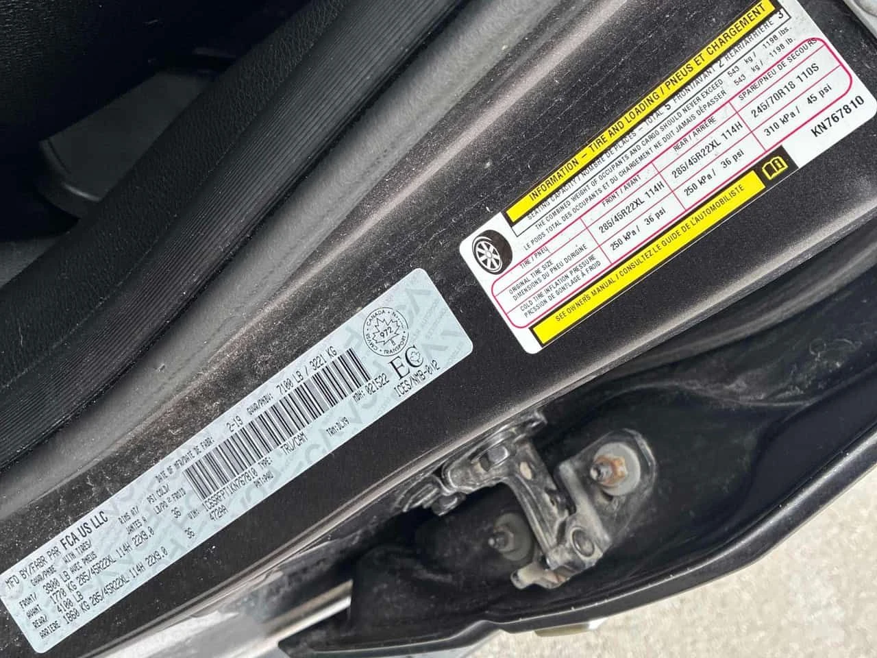 Dodge RAM 1500 Limited/HARMAN KARDON/ОБДУХВАНЕ/ВЪЗДУХ/КЛИПОВЕ , снимка 10 - Автомобили и джипове - 54051377