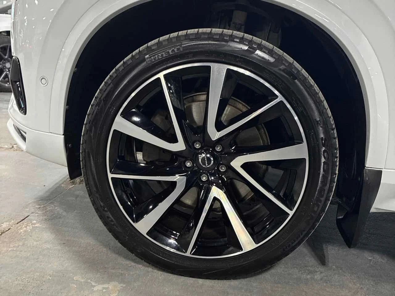 Volvo Xc90 * R Design * CARFAX * БЕЗ ПЪРВОНАЧАЛНА ВНОСКА, снимка 7 - Автомобили и джипове - 54066253