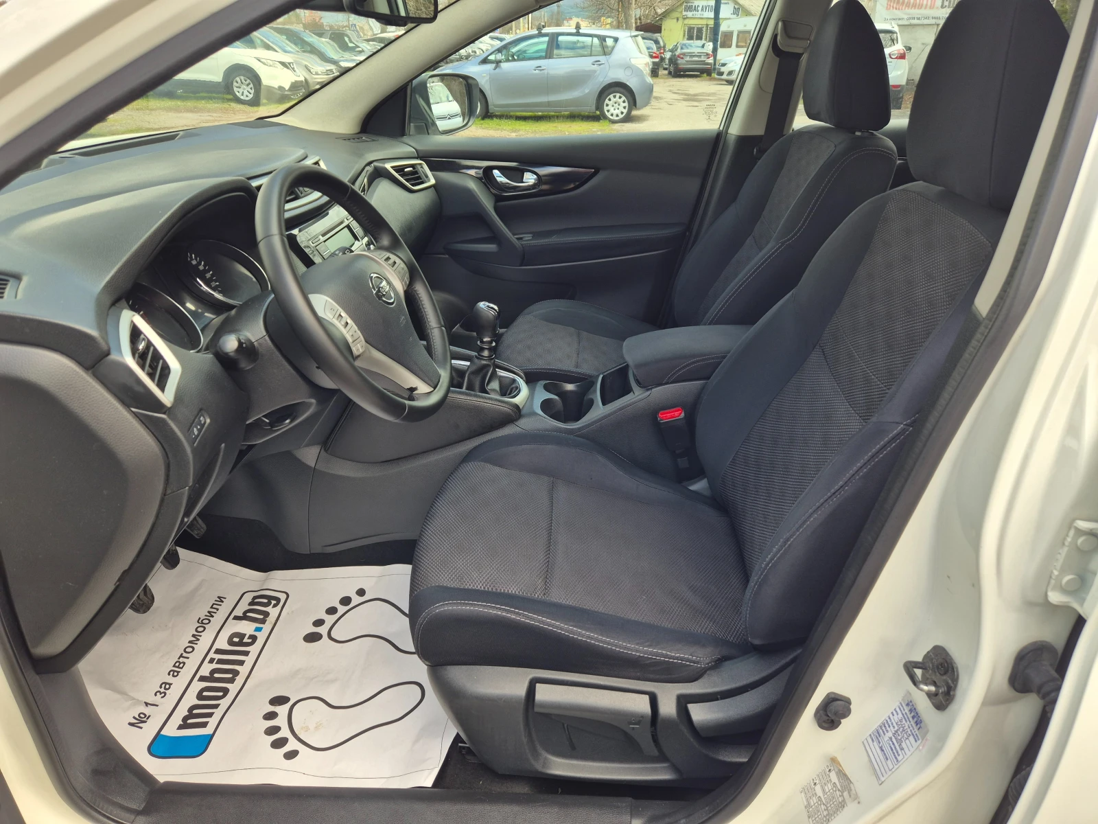 Nissan Qashqai 1.5DCI КРУИЗ Л.ДЖАНТИ ПАРКТРОНИК 6 СКОРОСТИ, снимка 9 - Автомобили и джипове - 54081463