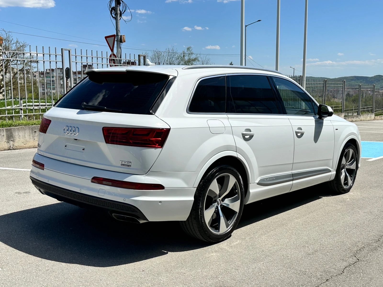 Audi Q7 3.0 TFSI, снимка 4 - Автомобили и джипове - 54318986