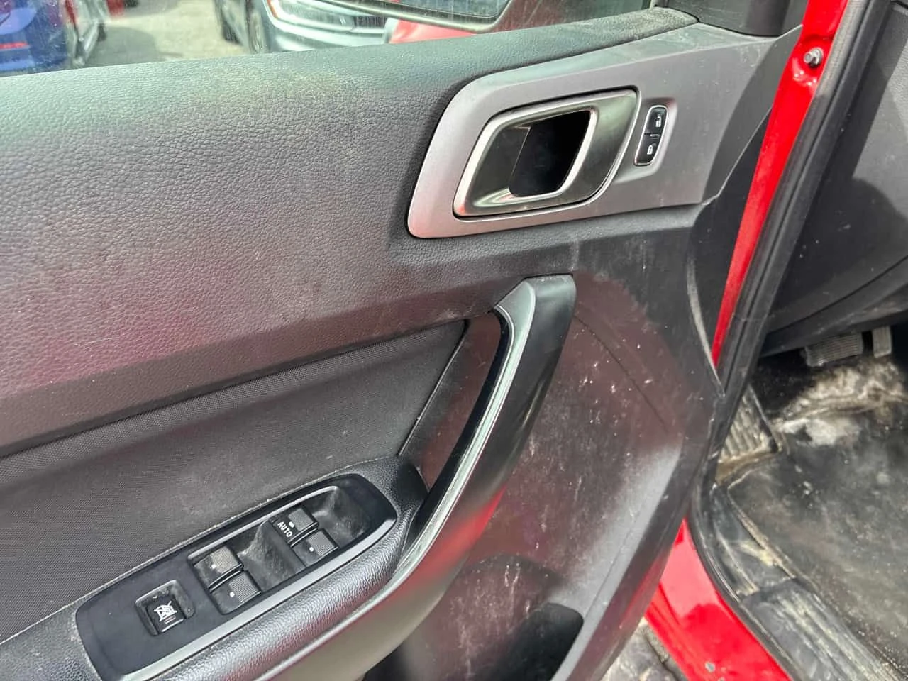 Ford Ranger * 4WD SuperCrew 5' Box * KEYLESS* , снимка 11 - Автомобили и джипове - 54359929