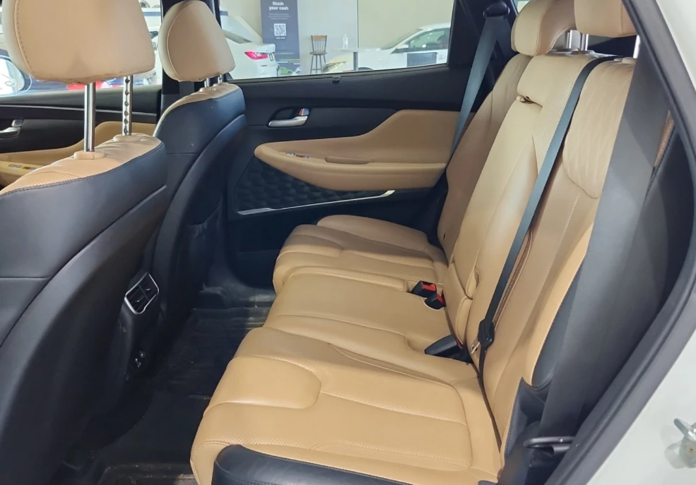 Hyundai Santa fe * ULTIMATE CALLIGRAPHY* Обдух* Pano* 360* HUD* , снимка 10 - Автомобили и джипове - 55626323