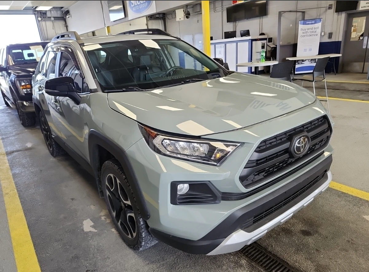 Toyota Rav4 Adventure* 4x4* Камера* м.Точки* Подгрев, снимка 2 - Автомобили и джипове - 55742616