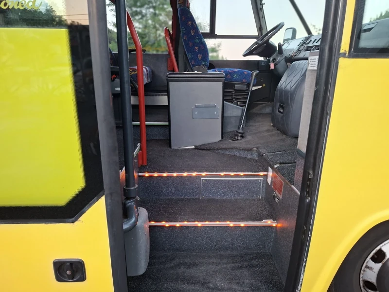 Mercedes-Benz 815 Teamstar, снимка 13 - Бусове и автобуси - 52149144