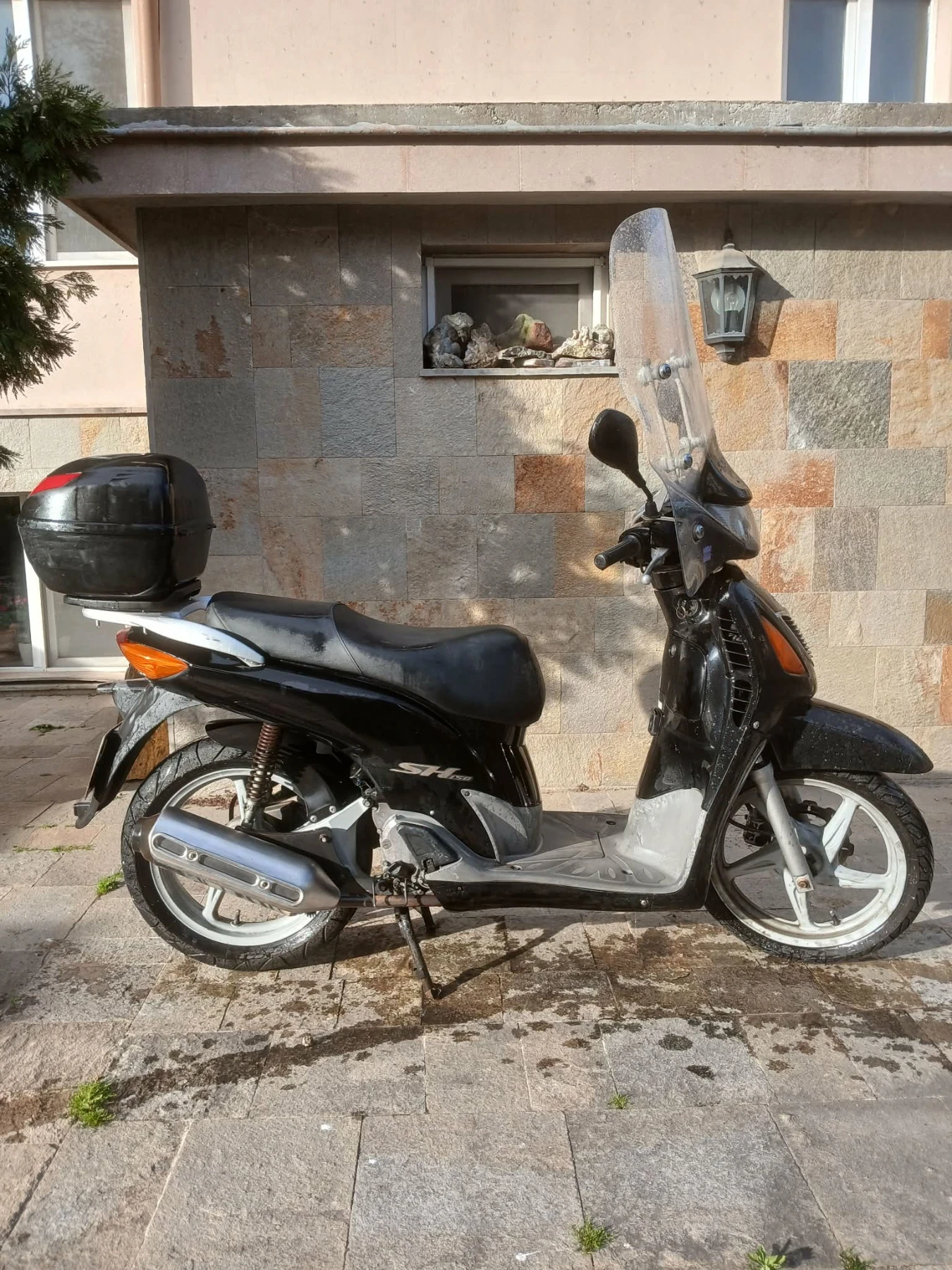 Honda Sh 150, снимка 2 - Мотоциклети и мототехника - 55730289