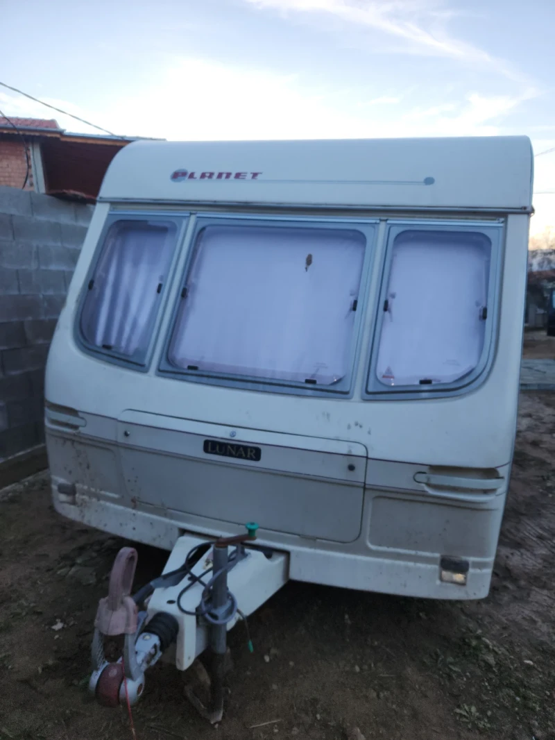 Каравана Adria Lunar, снимка 2 - Каравани и кемпери - 52697663