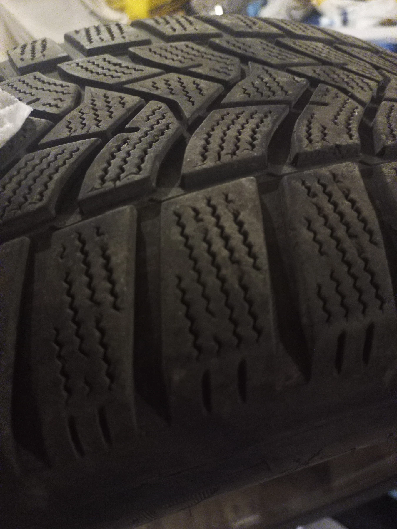    215/55R17  VW Passat | Mobile.bg   2
