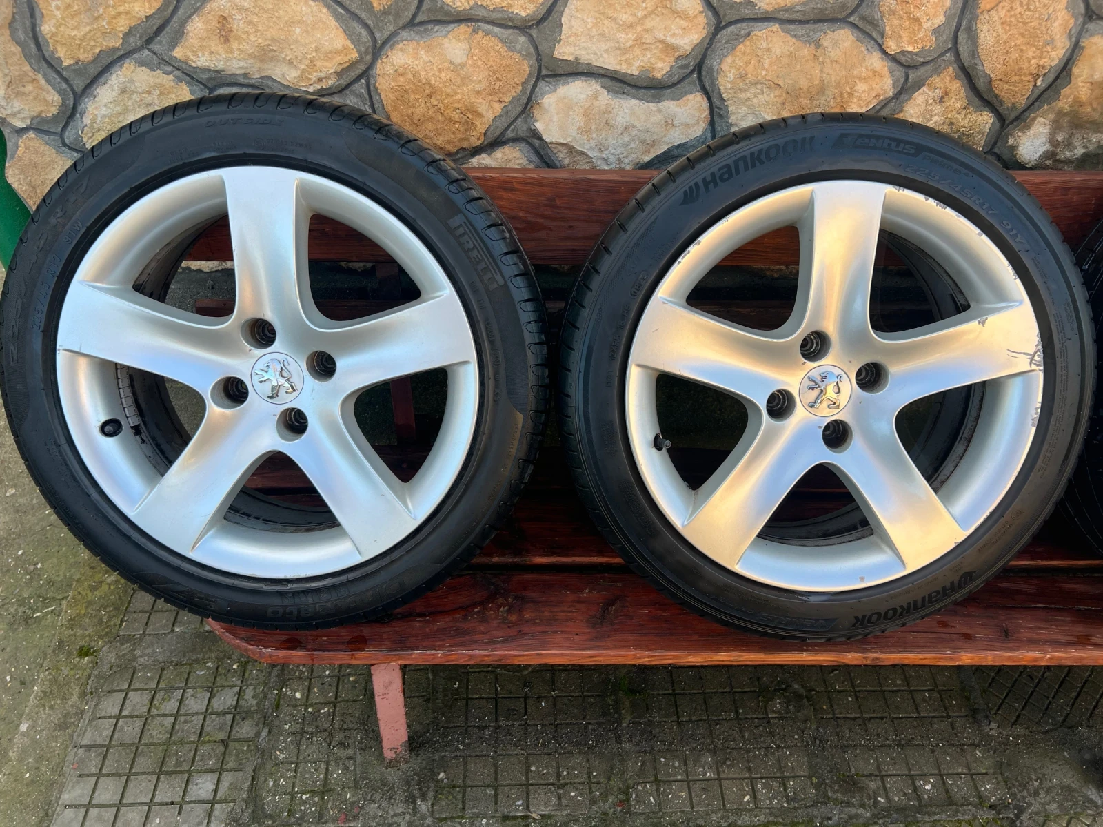 ���� � ������ 225/45R17 | Mobile.bg � ����������� 4