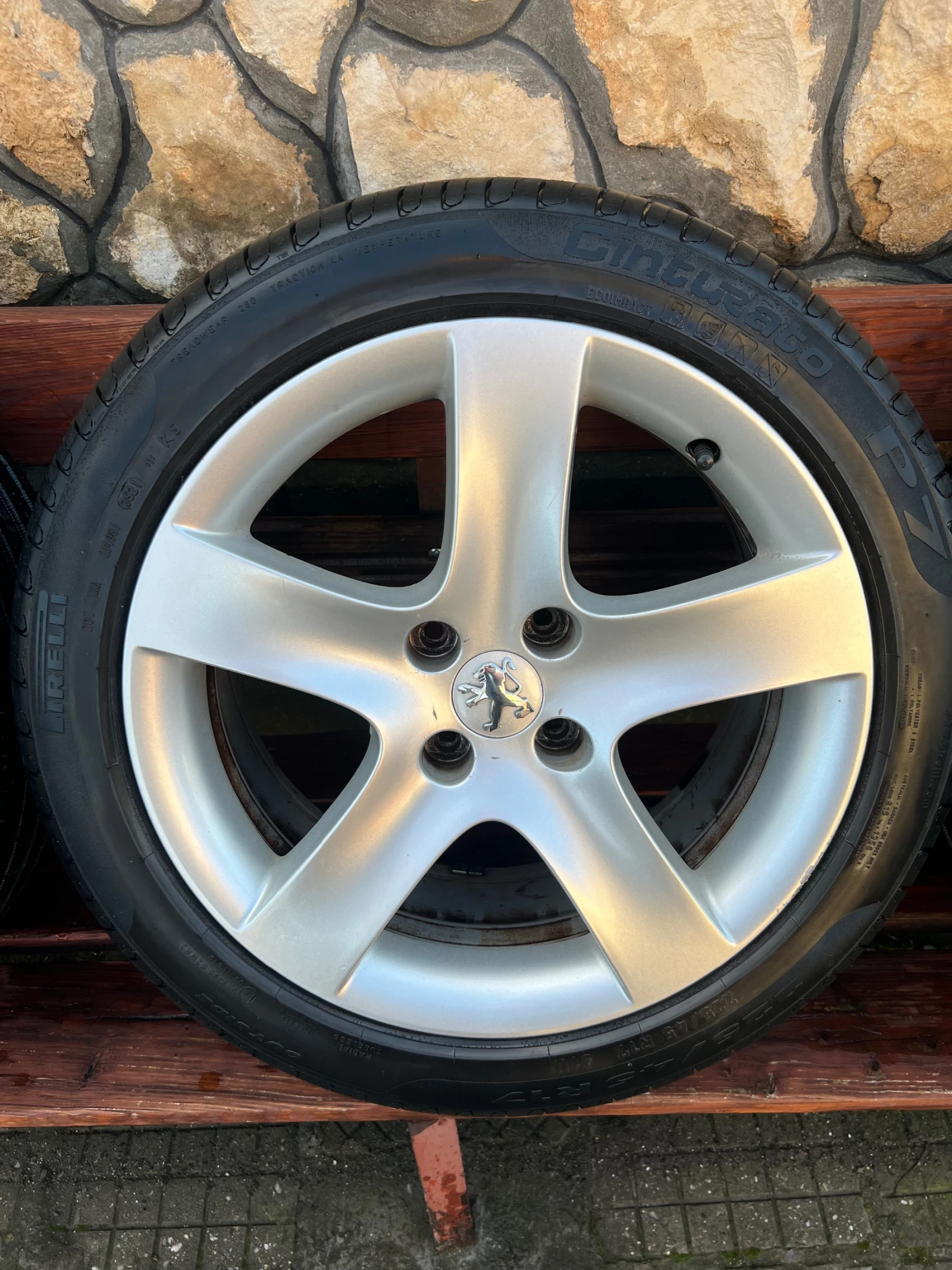 ���� � ������ 225/45R17 | Mobile.bg � ����������� 1