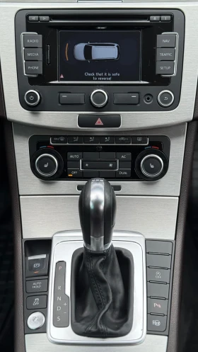 VW Passat HIGHLINE DSG DYNAUDIO ПОДГРЕВИ КАМЕРА ЕЛ БАГАЖ , снимка 11