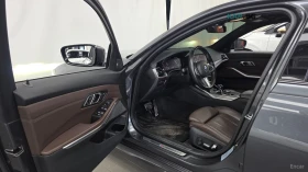 BMW 330 * M-SPORT* XDRIVE* ПОДГРЕВ* ОБДУХВАНЕ* 360* HUD* Ш, снимка 10