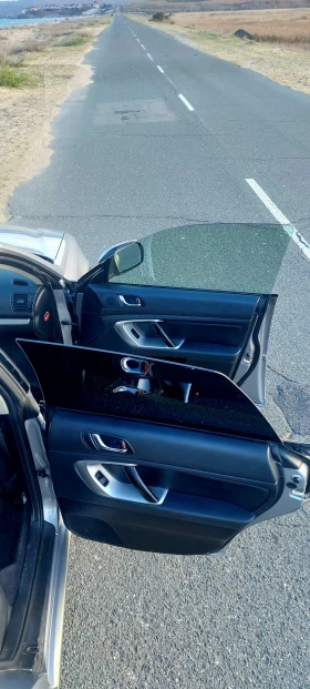 Subaru Legacy R | Mobile.bg    11