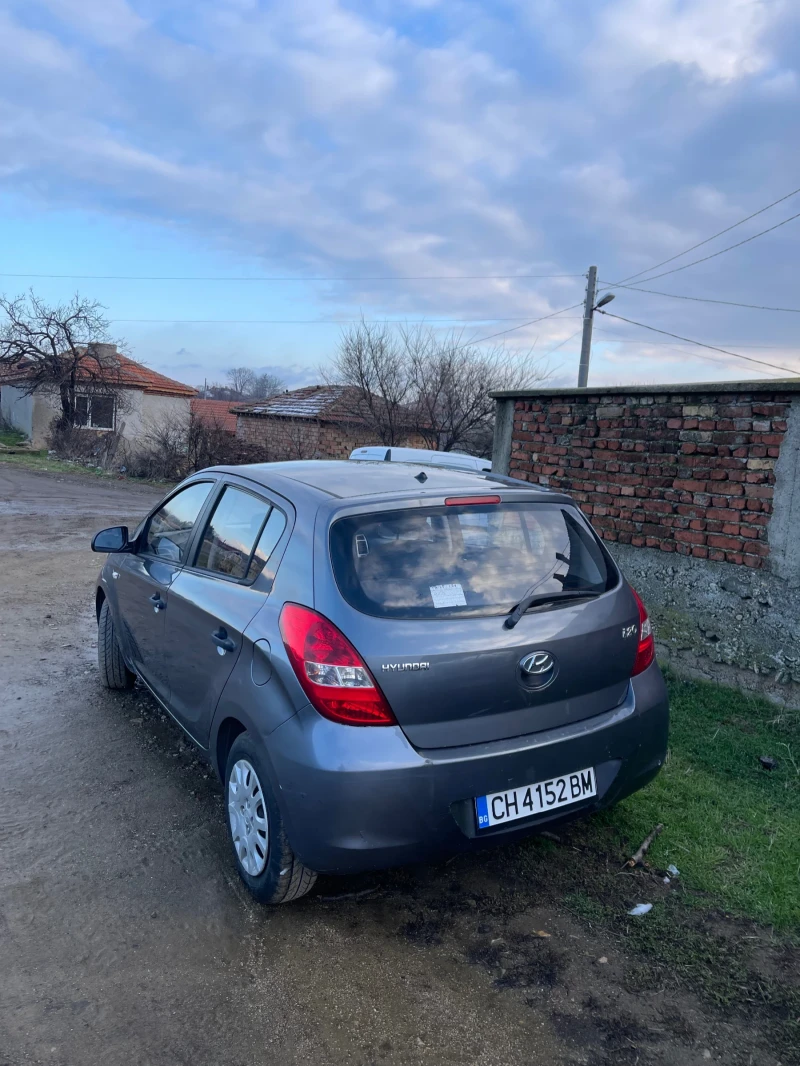 Hyundai I20, снимка 3 - Автомобили и джипове - 48726546