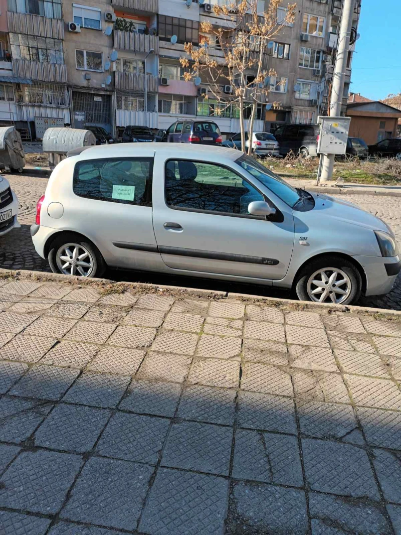 Renault Clio, снимка 3 - Автомобили и джипове - 48827036