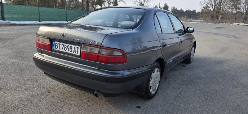 Toyota Carina, снимка 6 - Автомобили и джипове - 49273569