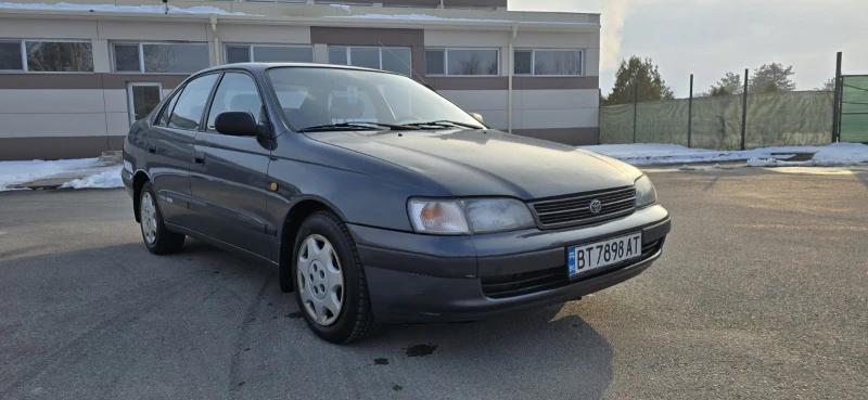 Toyota Carina, снимка 2 - Автомобили и джипове - 49273569