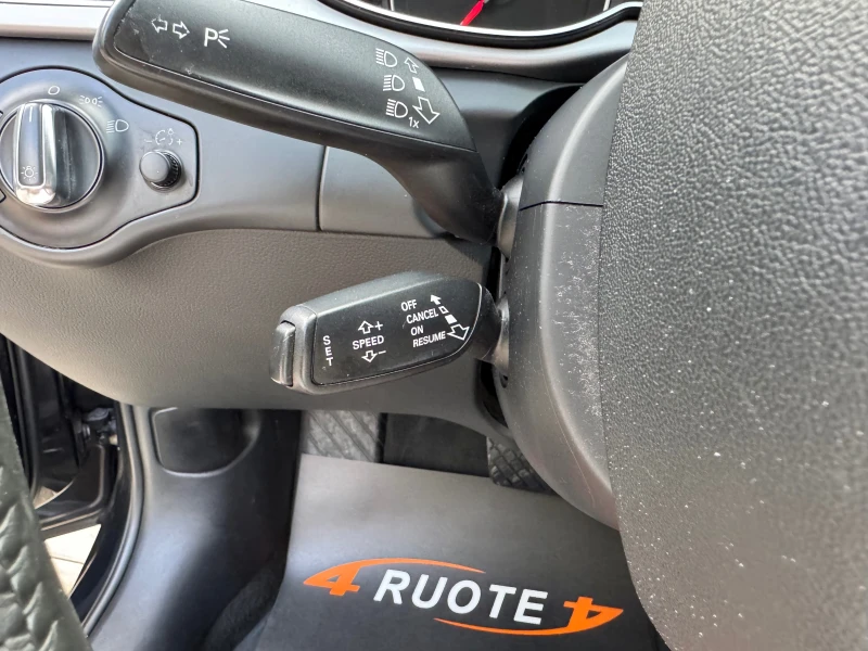 Audi A4 2.0TDi , снимка 16 - Автомобили и джипове - 51208683