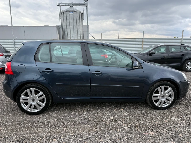 VW Golf 1.6* FSI* PDC, снимка 6 - Автомобили и джипове - 52053360