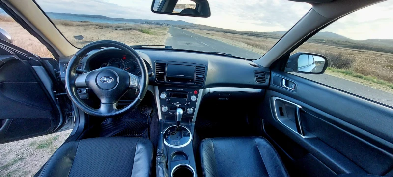 Subaru Legacy R, снимка 7 - Автомобили и джипове - 52449547