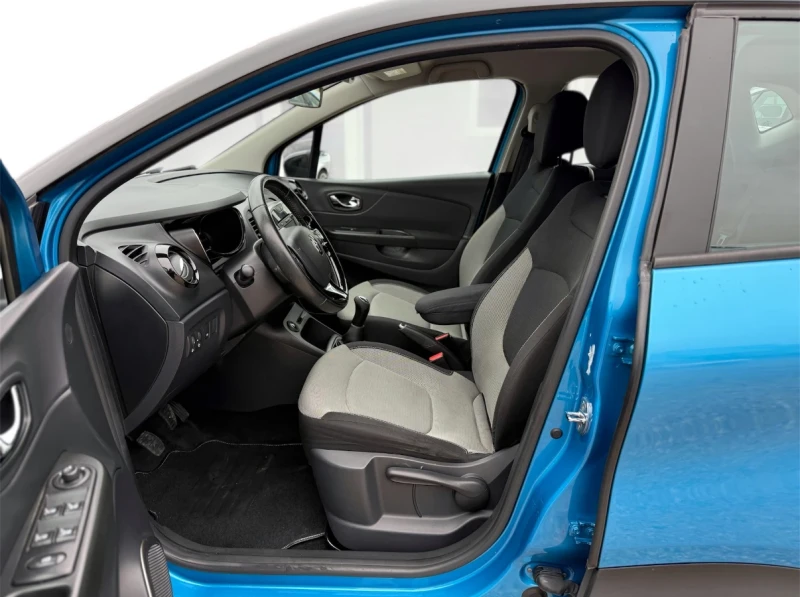Renault Captur 1.5dCI/Nav/Euro6, снимка 6 - Автомобили и джипове - 52649573