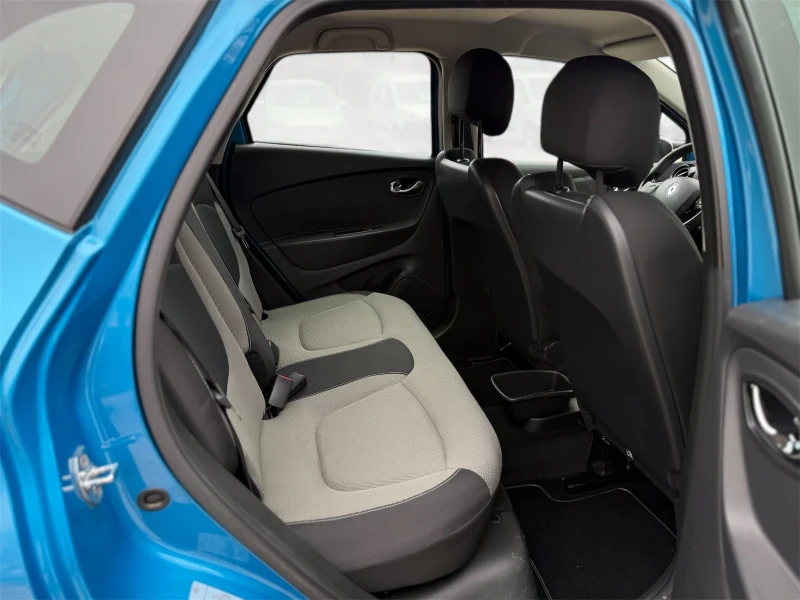 Renault Captur 1.5dCI/Nav/Euro6, снимка 9 - Автомобили и джипове - 52649573