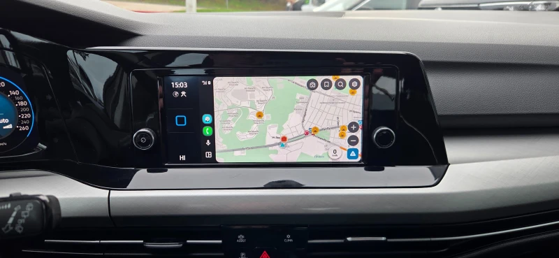 VW Golf 2.0TDI LED DIGITAL, снимка 13 - Автомобили и джипове - 52702452