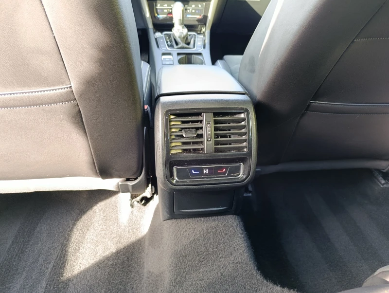 VW Passat VIII Elegance 1.5 TSI 150hp DSG, снимка 13 - Автомобили и джипове - 52834905
