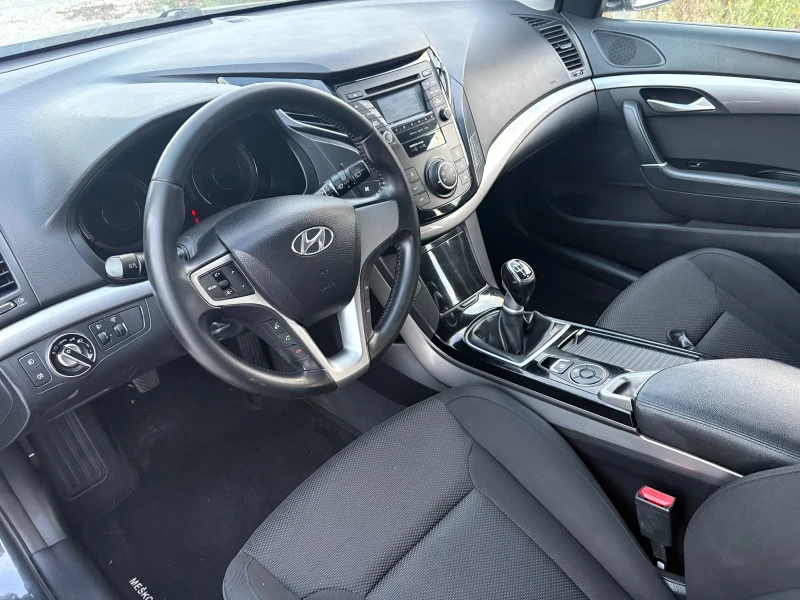 Hyundai I40 1.6 i 135ps, снимка 14 - Автомобили и джипове - 52867520