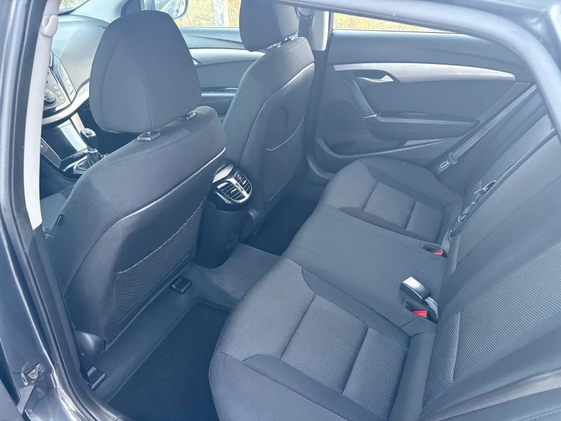 Hyundai I40 1.6 i 135ps, снимка 17 - Автомобили и джипове - 52867520