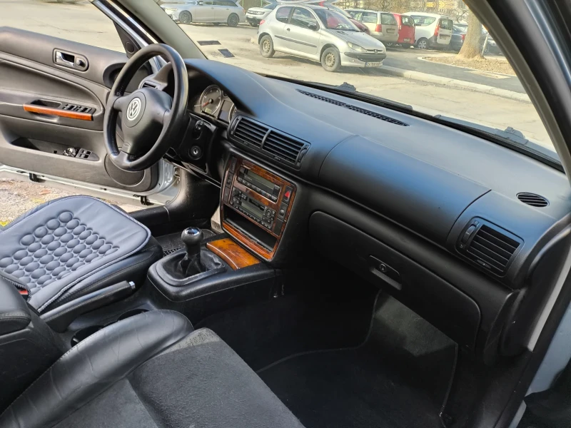 VW Passat 1.9 TDI 131к.с., снимка 10 - Автомобили и джипове - 53574574