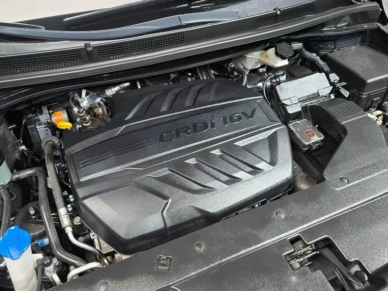 Kia Carnival 9-Seater Prestige, снимка 6 - Автомобили и джипове - 56117025