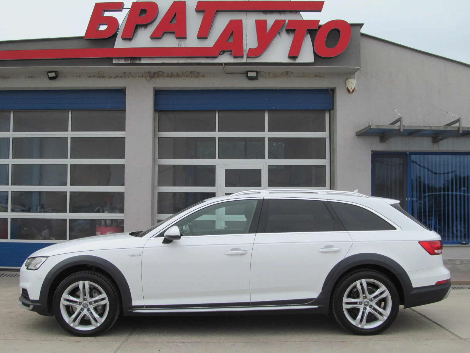 Audi A4 Allroad 3.0TDI/AUTOMATIC/QUATTRO - изображение 6